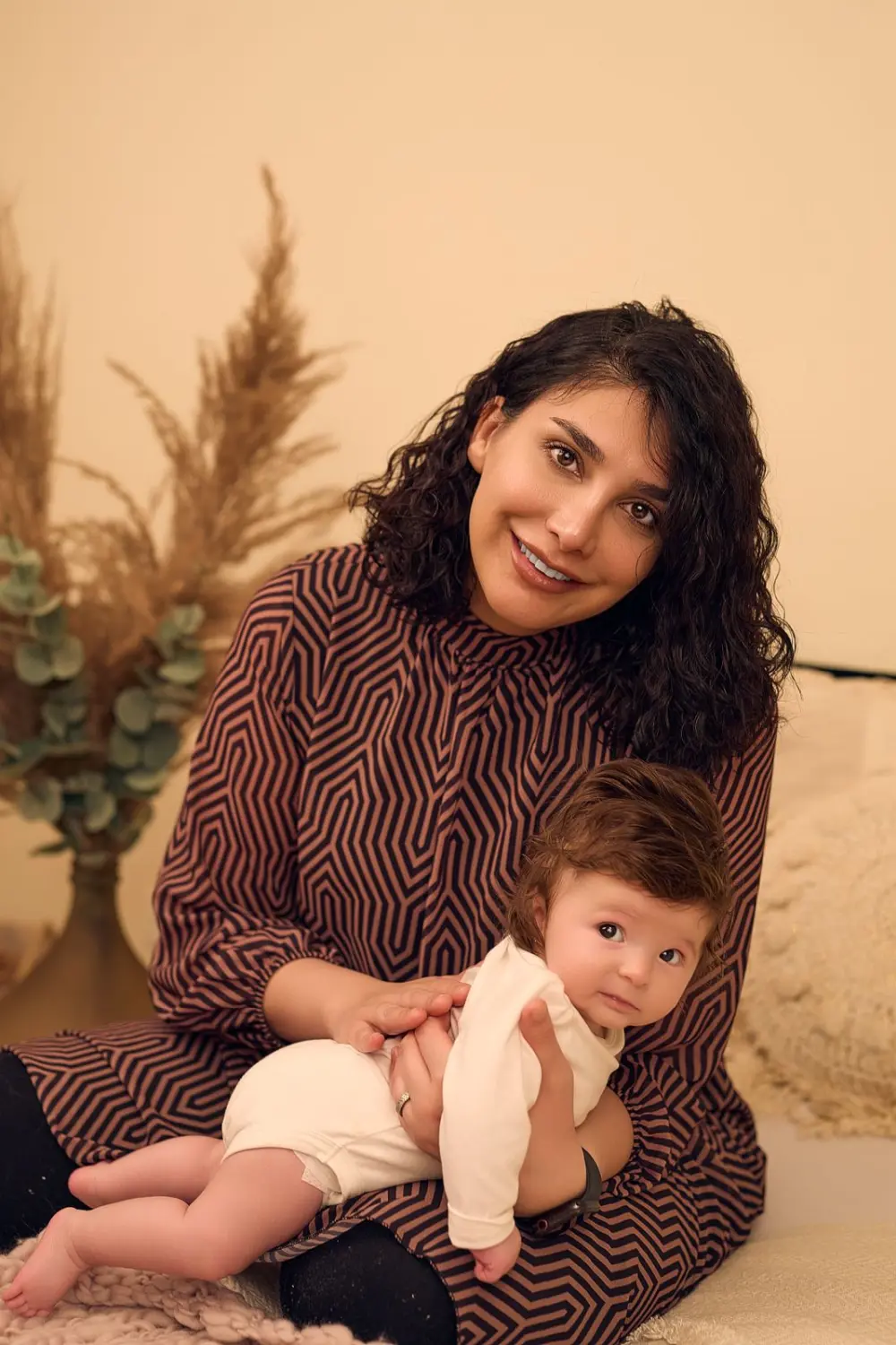 Hebamme in Krefeld, Akupunktur, Brustwarzen Wunde, Laser Therapie, CTG, Hebammenpraxis, Erste Hilfe bei Kinder, Stillenvorbereitungskurs, Rückbildungskurs, Geburtsvorbereitungskurs mit Partner, Kaiserschnitt Narbe Behandlung